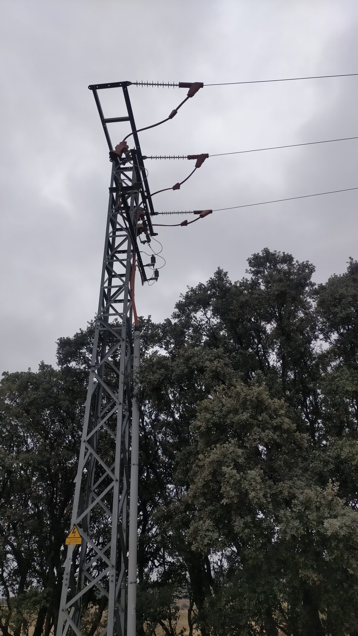 Electricistas para mantenimiento de centros de transformación en Ávila, Las Navas del Marqués y alrededores